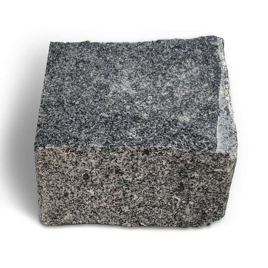 Black Riven Granite 100X100 Square Setts