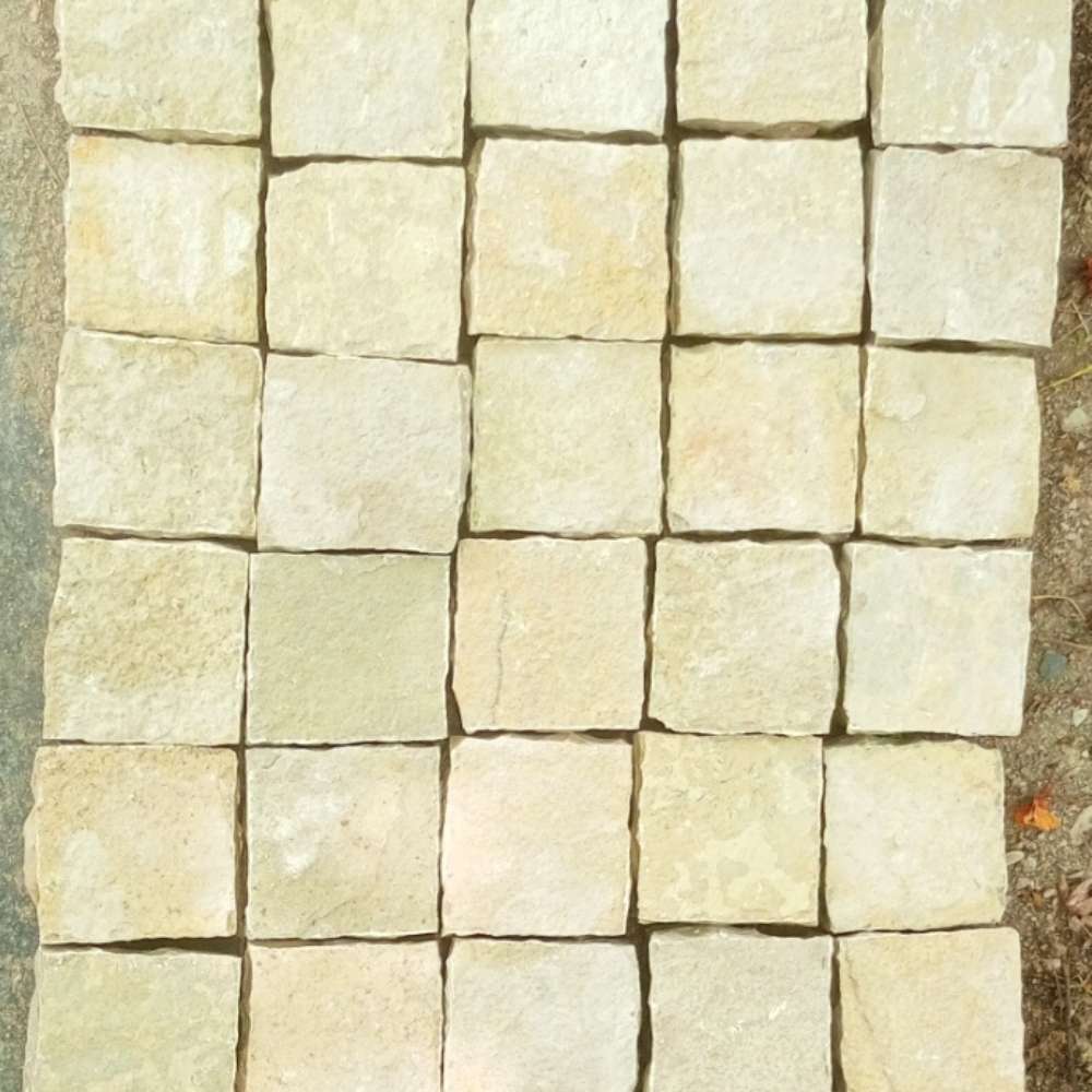 Tandur Yellow Riven Limestone 100X100 Square Setts